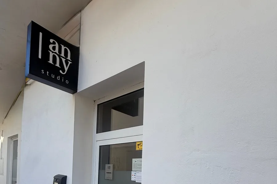 Vchod do ANNY studio, M.R. Štefánika 4, Martin